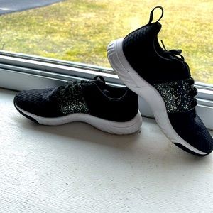 NIKE running shoes